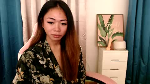 Snapshot of urfantacyjamaica chatting on February 2025 05:29:02 PM ayumi reacher online show from February 2025 05:29:02 PM