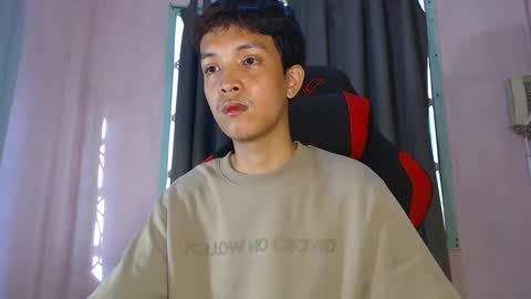 Snapshot of urhot_johny chatting on April 2026 10:42:02 PM urhot_johny online show from April 2026 10:42:02 PM