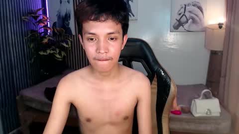 Snapshot of urhot_johny chatting on April 2026 09:24:02 AM urhot_johny online show from April 2026 09:24:02 AM