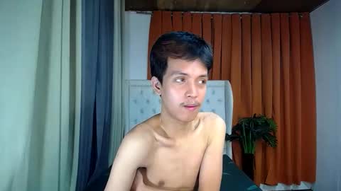 Snapshot of urhot_johny chatting on April 2026 06:32:02 PM urhot_johny online show from April 2026 06:32:02 PM