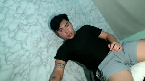 Snapshot of urhot_kharlxoxo chatting on May 2026 05:57:01 AM john carlo online show from May 2026 05:57:01 AM