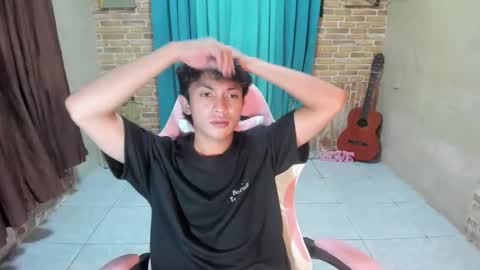 urhotasian_johnfikexx online show from June 2026 04:47:02 AM