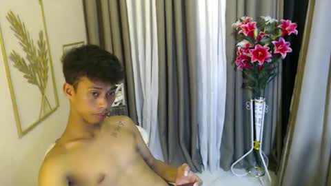 Snapshot of urhotfuckingass chatting on April 2026 06:16:02 AM richard online show from April 2026 06:16:02 AM