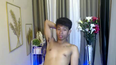 Snapshot of urhotfuckingass chatting on April 2026 06:09:01 AM richard online show from April 2026 06:09:01 AM