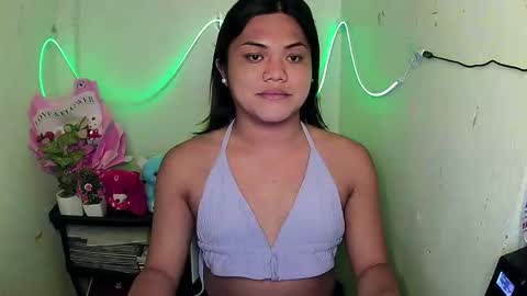urhottie_bella online show from September 2025 03:13:01 PM