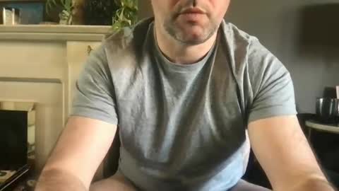 Snapshot of urhungdaddy8 chatting on May 2026 10:09:02 AM Hung Daddy online show from May 2026 10:09:02 AM
