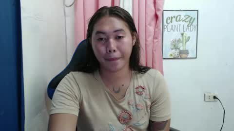 Snapshot of urlovely_sofie chatting on November 2025 12:26:01 PM Sofie online show from November 2025 12:26:01 PM
