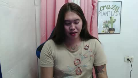 Snapshot of urlovely_sofie chatting on November 2025 03:35:01 PM Sofie online show from November 2025 03:35:01 PM