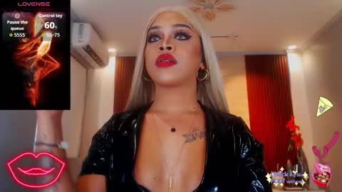 UrMajestyTyra online show from October 2025 11:38:02 PM