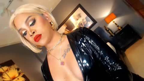 UrMajestyTyra online show from January 2026 01:21:02 AM