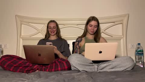 urmissalice online show from December 2024 06:38:01 PM