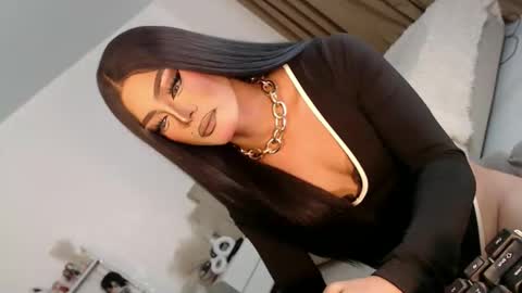 Snapshot of urnauthy_ciliaxxx chatting on April 2026 03:27:02 PM cecilia online show from April 2026 03:27:02 PM