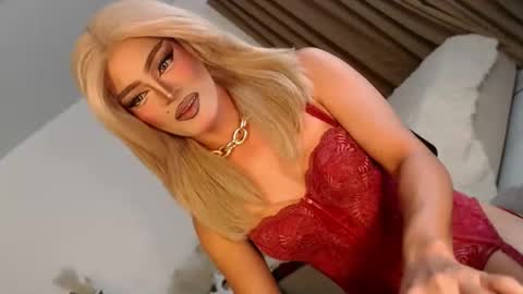 Snapshot of urnauthy_ciliaxxx chatting on April 2026 06:25:01 PM cecilia online show from April 2026 06:25:01 PM