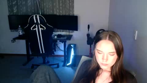 Goddess Millie online show from June 2026 03:35:01 AM