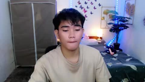 urpinoy_cummer online show from March 2026 12:33:02 PM