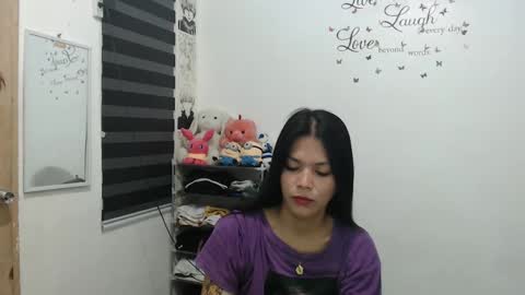 hi im kim online show from December 2024 03:44:01 AM