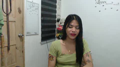 hi im kim online show from February 2025 12:47:01 PM