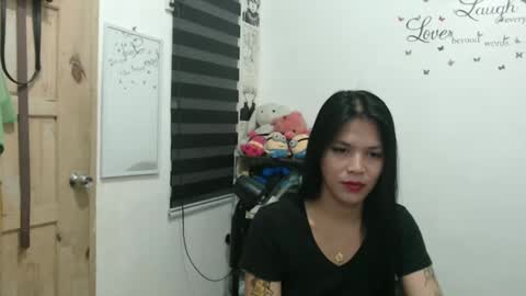 hi im kim online show from February 2025 12:28:01 PM