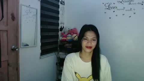 hi im kim online show from February 2025 11:36:01 PM