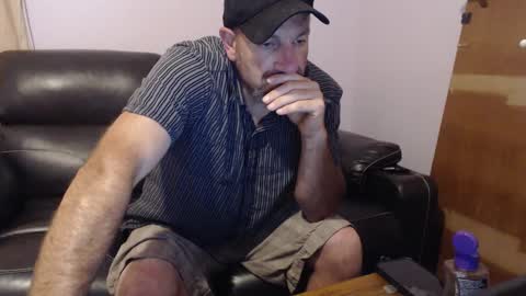 Snapshot of urslav75 chatting on September 2025 07:41:02 PM urslav75 online show from September 2025 07:41:02 PM