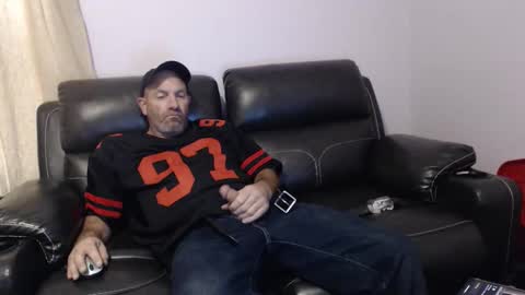 Snapshot of urslav75 chatting on October 2025 08:14:02 PM urslav75 online show from October 2025 08:14:02 PM