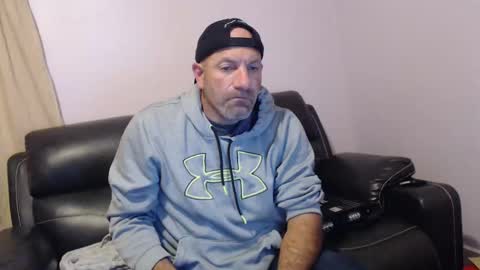 Snapshot of urslav75 chatting on November 2025 11:51:01 PM urslav75 online show from November 2025 11:51:01 PM