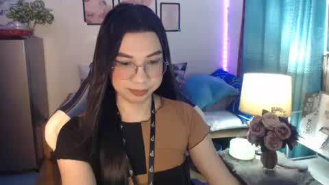 Snapshot of urwetasianprincessxx chatting on December 2024 10:03:01 AM Ashley Kate Mateo Gray online show from December 2024 10:03:01 AM