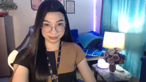 Snapshot of urwetasianprincessxx chatting on December 2024 01:55:02 PM Ashley Kate Mateo Gray online show from December 2024 01:55:02 PM