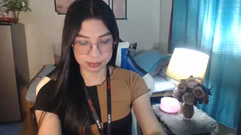 Snapshot of urwetasianprincessxx chatting on February 2025 11:43:01 AM Ashley Kate Mateo Gray online show from February 2025 11:43:01 AM