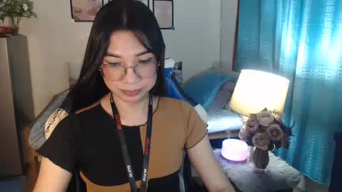 Snapshot of urwetasianprincessxx chatting on February 2025 01:06:01 PM Ashley Kate Mateo Gray online show from February 2025 01:06:01 PM