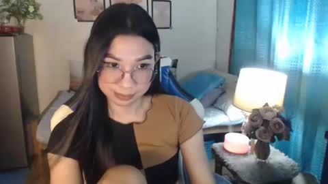 Snapshot of urwetasianprincessxx chatting on March 2025 03:02:01 PM Ashley Kate Mateo Gray online show from March 2025 03:02:01 PM