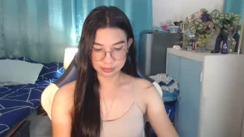 Snapshot of urwetasianprincessxx chatting on October 2025 12:27:02 PM Ashley Kate Mateo Gray online show from October 2025 12:27:02 PM