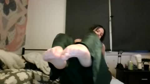 wet baby online show from January 2026 12:13:02 AM