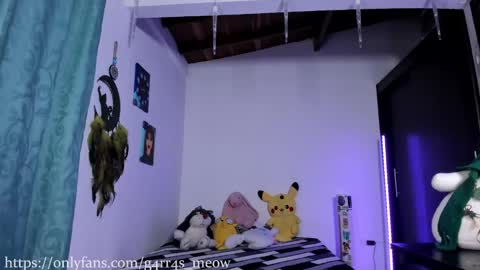    online show from January 2025 04:23:01 AM