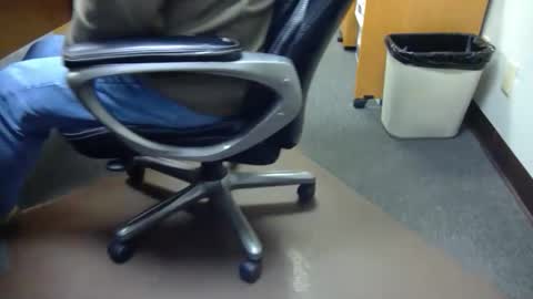 useemie online show from April 2026 06:24:02 PM