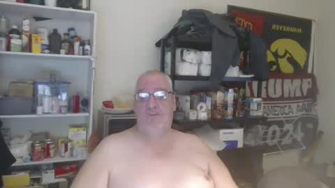 Snapshot of usgoober chatting on January 2025 03:56:01 AM Eric online show from January 2025 03:56:01 AM