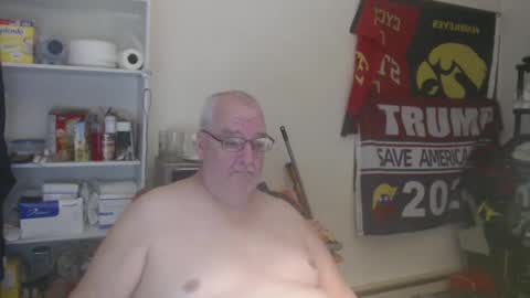 Snapshot of usgoober chatting on January 2025 05:28:02 AM Eric online show from January 2025 05:28:02 AM