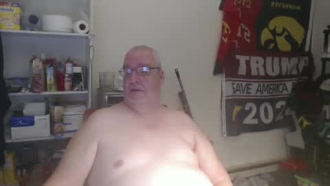 Snapshot of usgoober chatting on January 2025 02:56:02 AM Eric online show from January 2025 02:56:02 AM