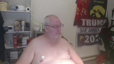 Snapshot of usgoober chatting on January 2025 04:07:02 AM Eric online show from January 2025 04:07:02 AM