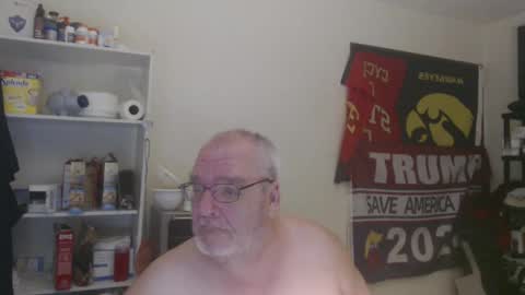 Snapshot of usgoober chatting on January 2025 03:22:01 AM Eric online show from January 2025 03:22:01 AM