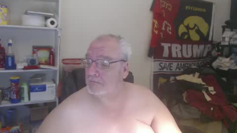 Snapshot of usgoober chatting on February 2025 05:31:02 AM Eric online show from February 2025 05:31:02 AM