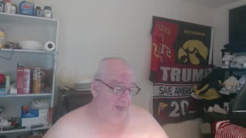 Snapshot of usgoober chatting on February 2025 11:21:02 AM Eric online show from February 2025 11:21:02 AM