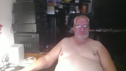 Snapshot of usgoober chatting on October 2025 04:11:01 AM Eric online show from October 2025 04:11:01 AM