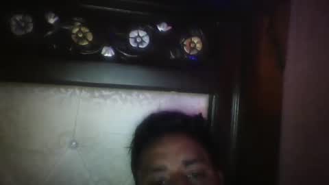 Snapshot of usman184 chatting on February 2025 08:06:02 AM Mian184 online show from February 2025 08:06:02 AM