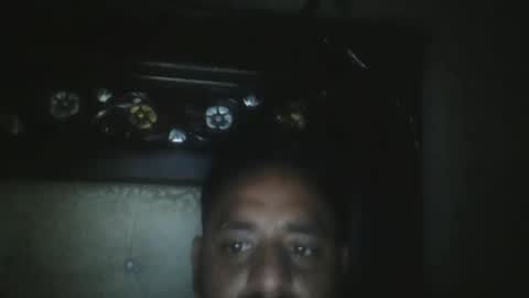 Snapshot of usman184 chatting on October 2025 10:21:01 PM Mian184 online show from October 2025 10:21:01 PM