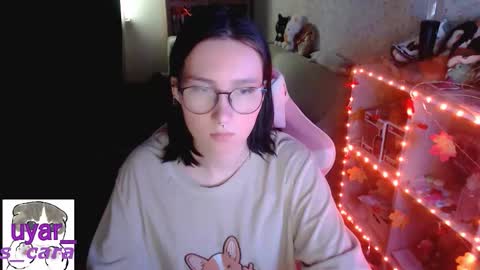 Cara online show from October 2025 12:26:02 PM