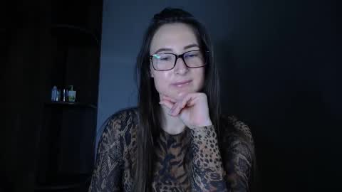 Snapshot of va_len_sea_ya chatting on March 2026 05:08:01 PM Valensiya online show from March 2026 05:08:01 PM