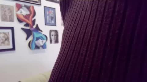 vagelicious online show from October 2025 02:02:02 PM