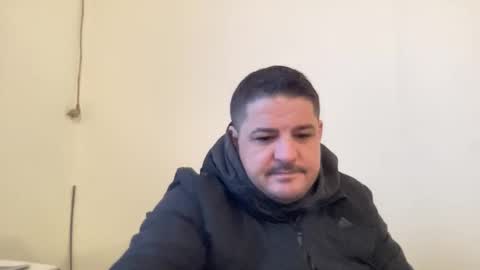 vaginalnik online show from December 2025 06:19:01 AM