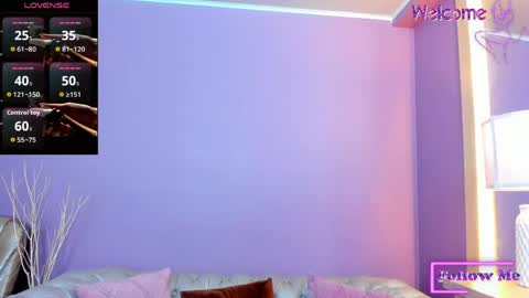 Vaiolet Harris online show from April 2026 11:48:01 AM